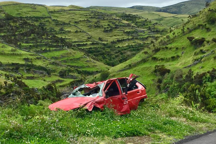 alaska-car-crash Your Rights When Dealing with Insurance Adjusters After an Alaska Car Crash