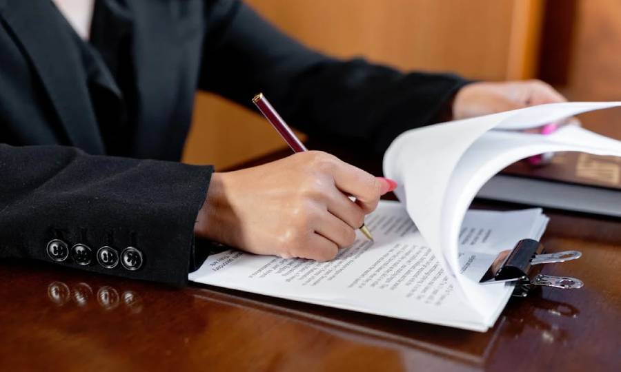 personal-injury-lawyer Why Choose a Local Alaska Personal Injury Lawyer?